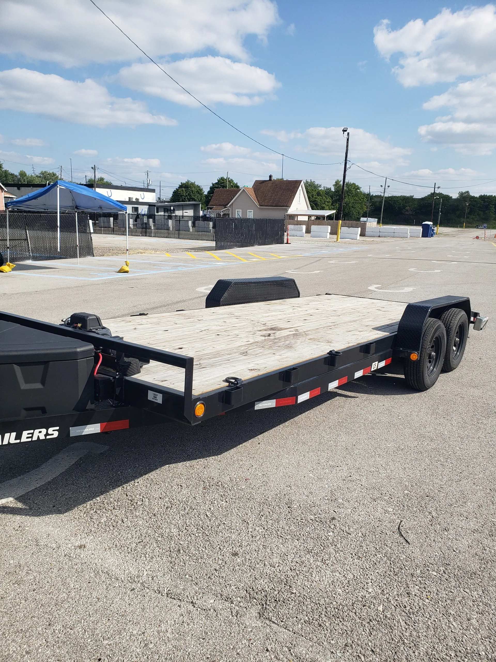 Car hauler trailer rental in Greenfield IN - flatbed trailer for transporting vehicles and equipment